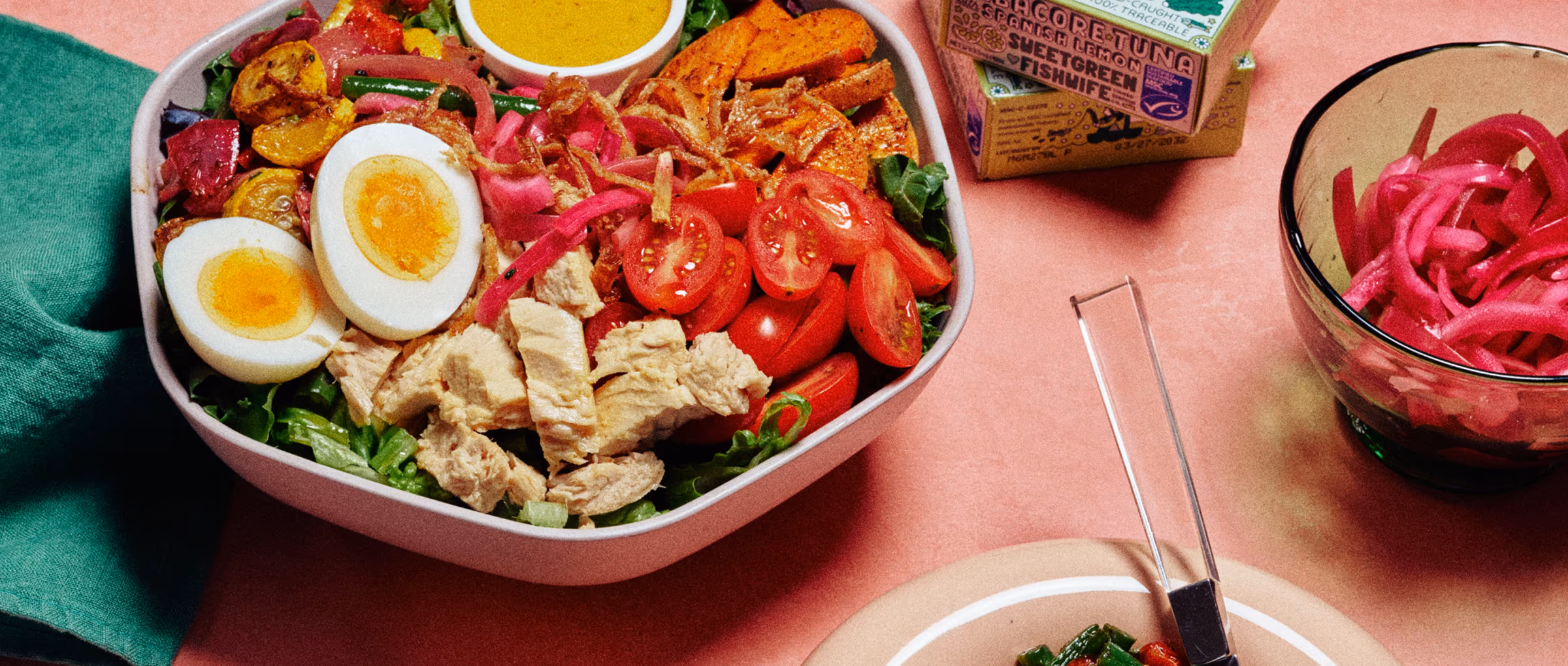 Image for Sweetgreen collaborates with Fishwife on limited-edition Tuna Niçoise Salad and co-branded tin