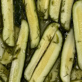 Grillo's dill pickle spears